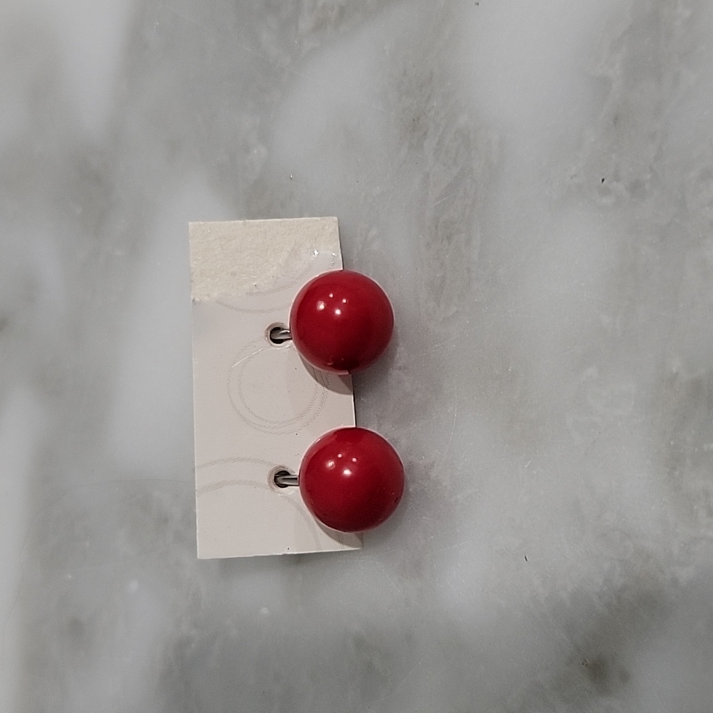 3/$10 Tiny 90s Ball Studs